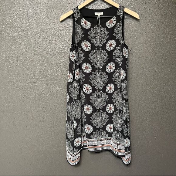 Max Studio Women's Scarf Print Sleeveless Shift Dress - Picture 3 of 11